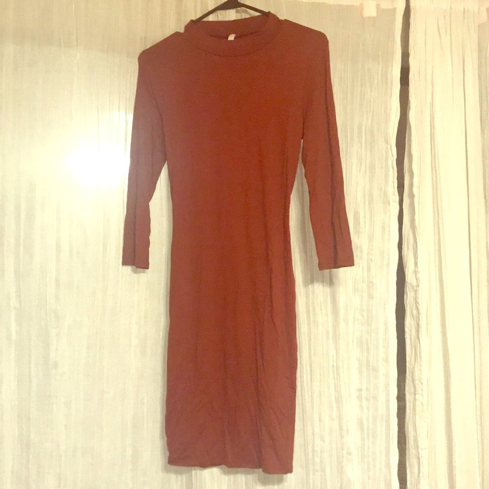 Rust color dress with tie back